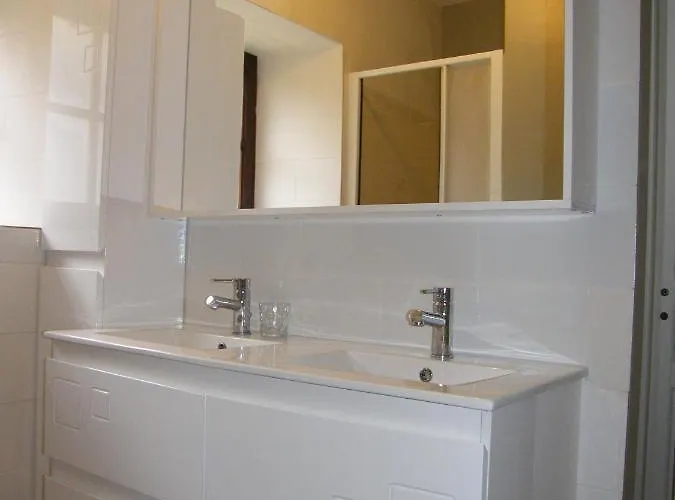 Lou Chastel La Bachellerie