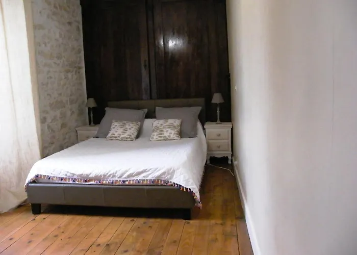 Lou Chastel La Bachellerie