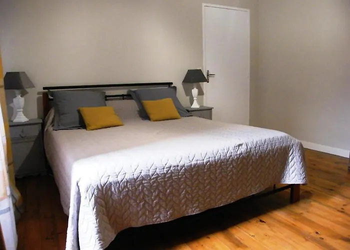 Lou Chastel Prázdninový dům *